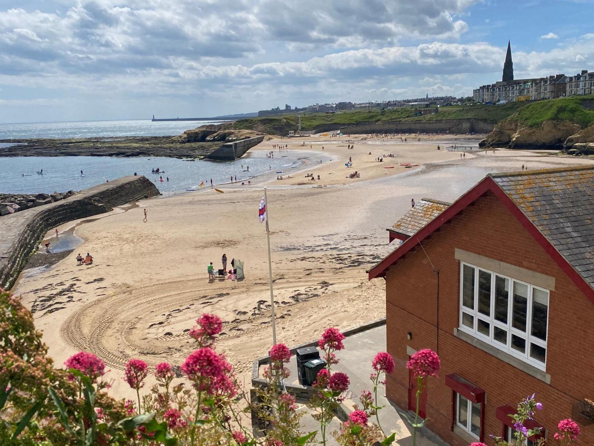 Beach House Whitley Bay Exterior photo
